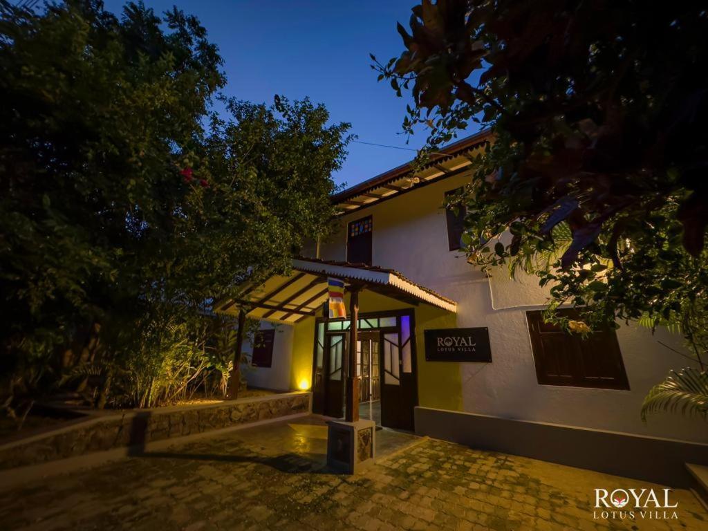 Royal Lotus Villa - Full Villa Rate Unawatuna Exterior photo